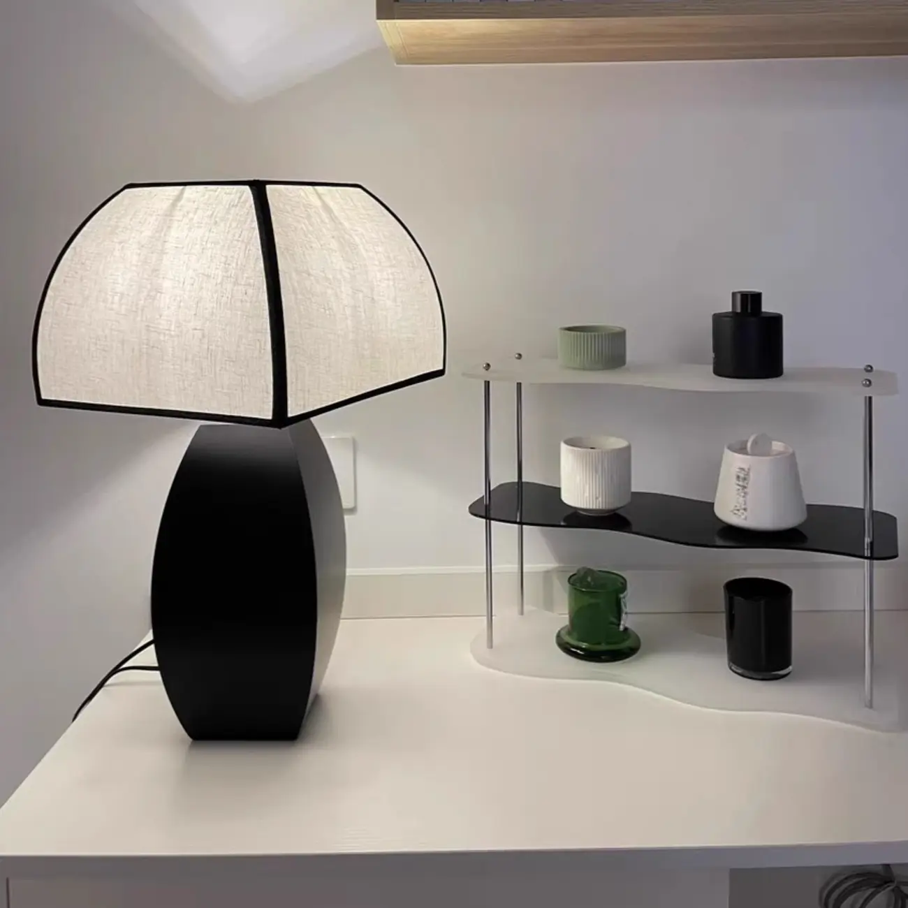 Modern Black Metal LED Table Lamp with Dome Shade