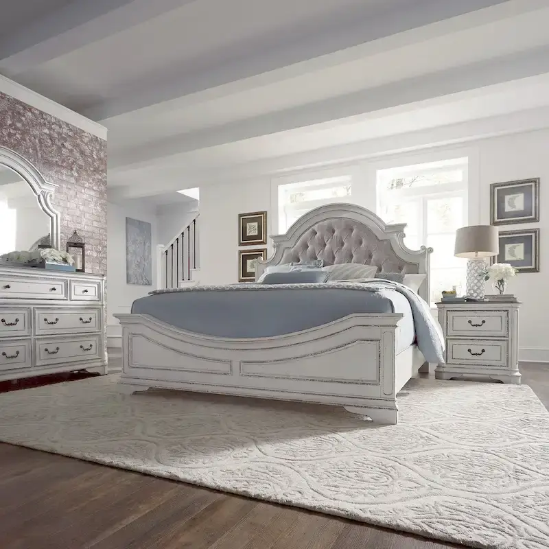 White Tufted Upholstered Queen/King Bed
