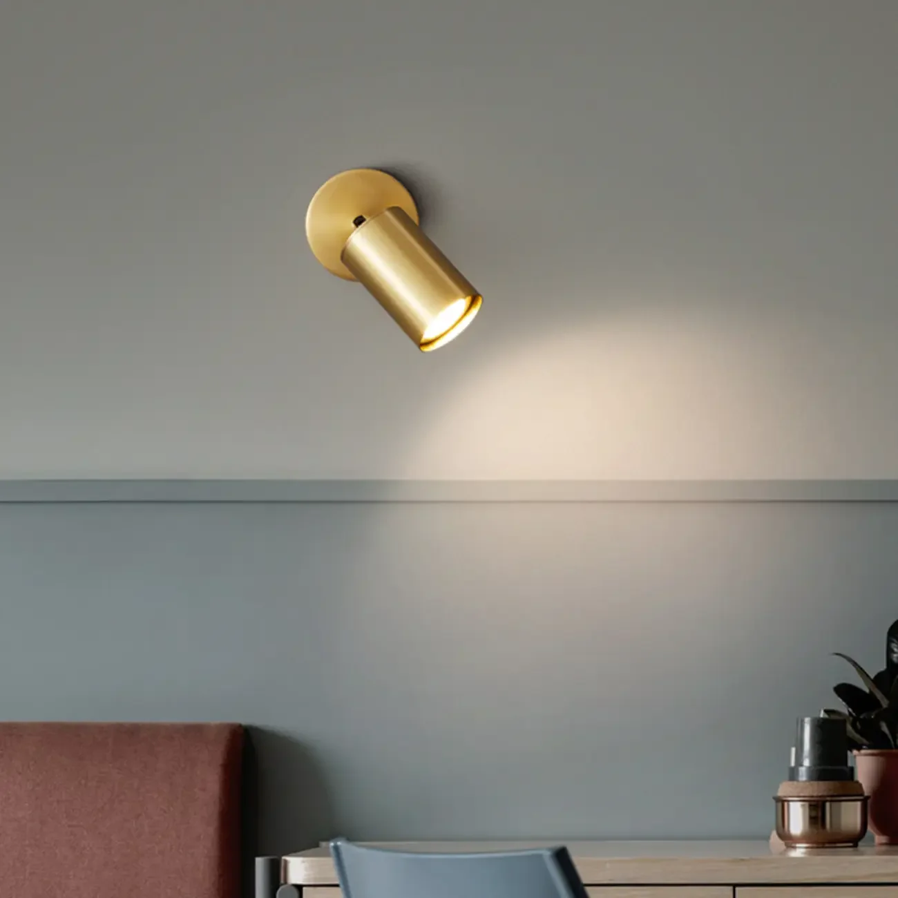 Minimalist Adjustable LED Cylinder Vanity Light Fixtures