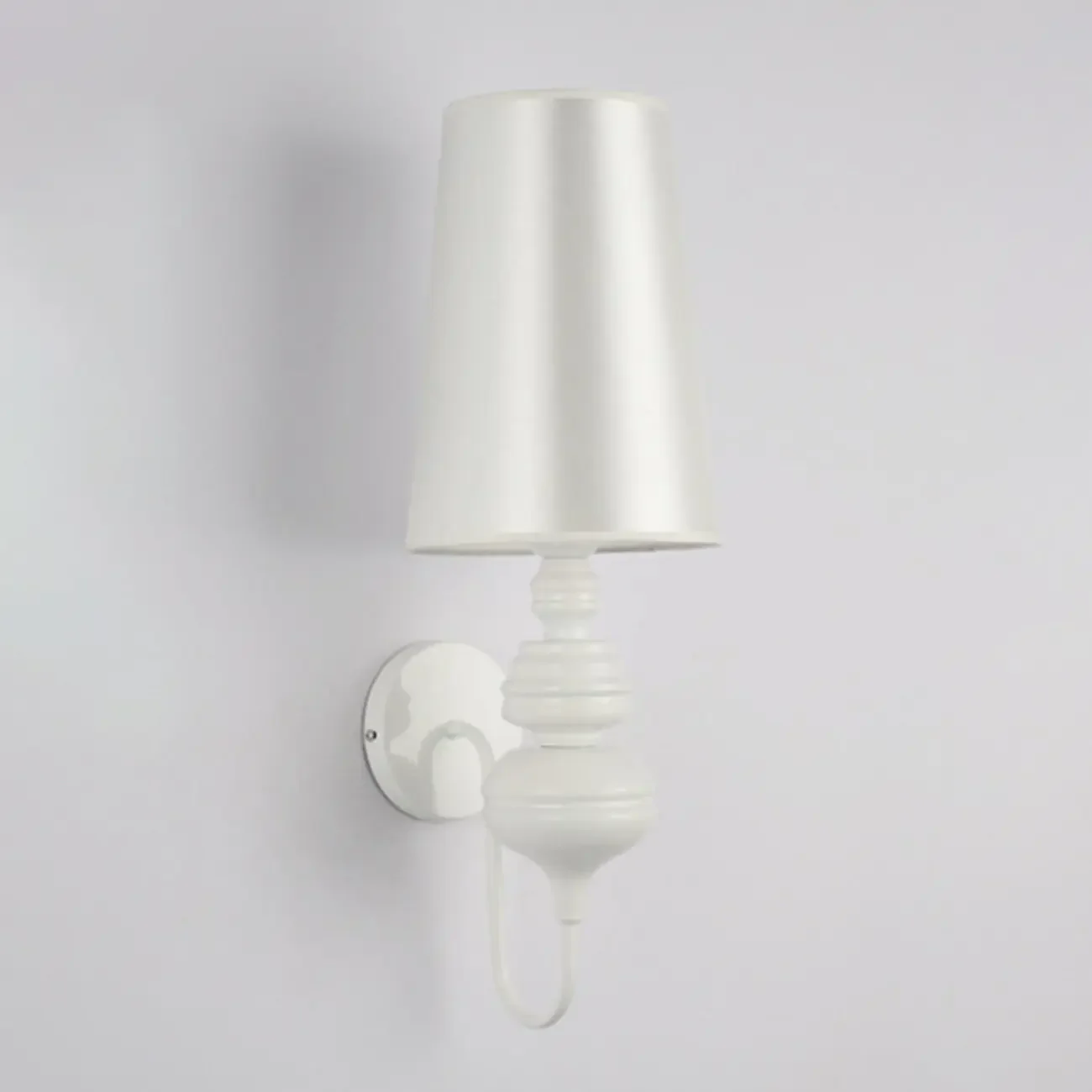 Modern Metal Cylinder Shade Wall Sconce