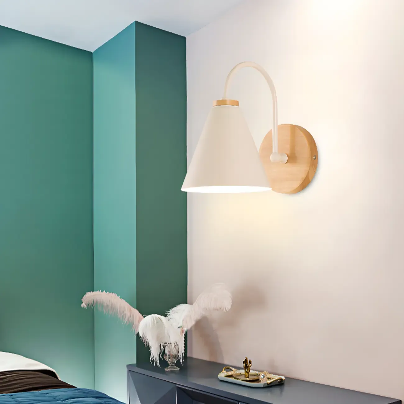 Modern Minimalist Plug-In Wall Sconce for Bedroom Reading