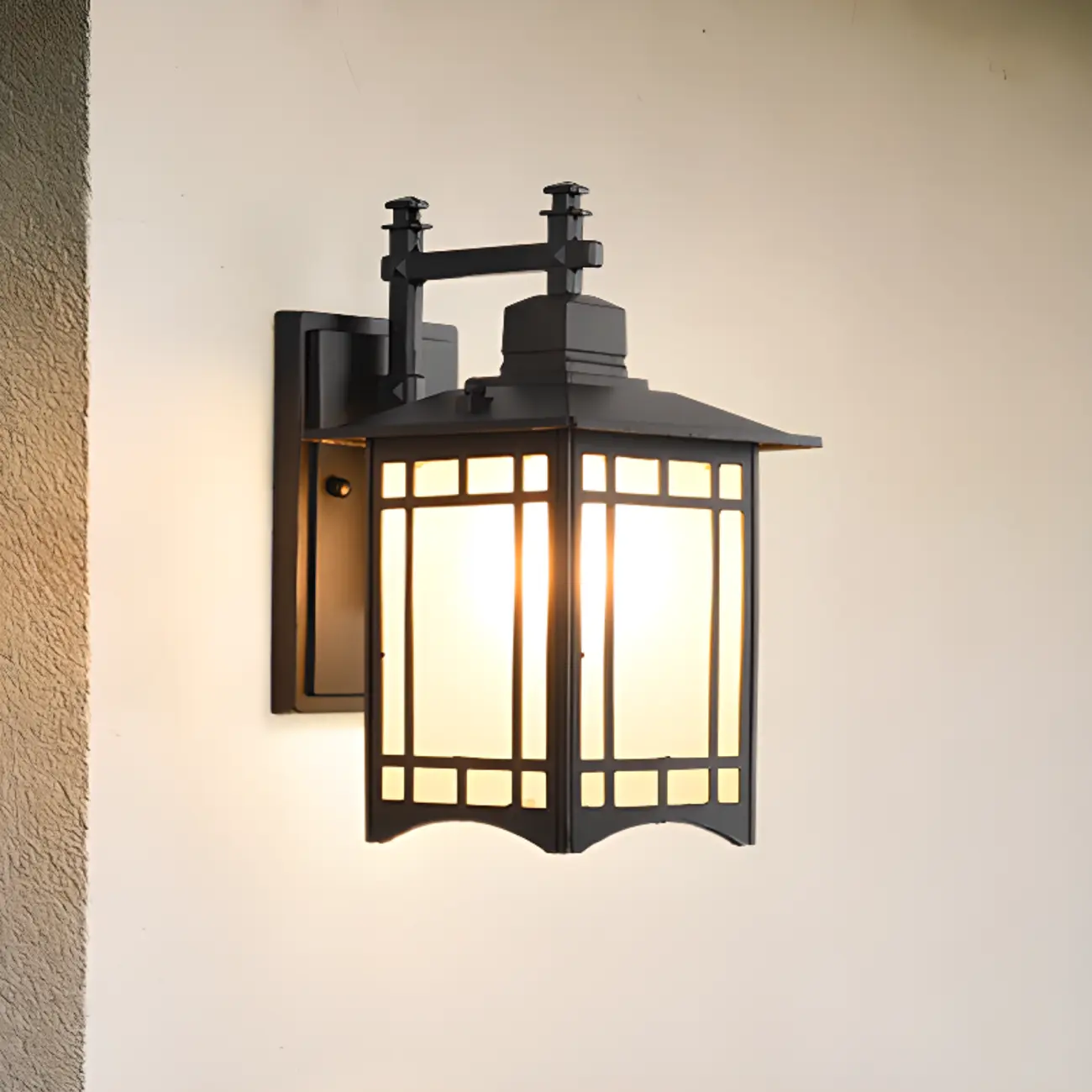 Vintage Metal Glass Classic Outdoor Wall Sconce