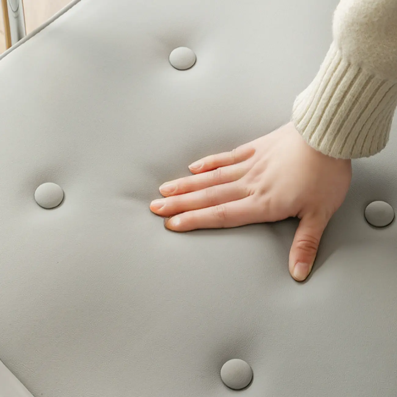 Modern Leather Swivel Office Chair with Arms