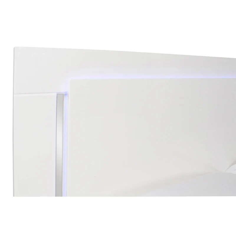 New Classic Furniture Vexa White High Gloss 4-Piece Bedroom Set with Nightstand