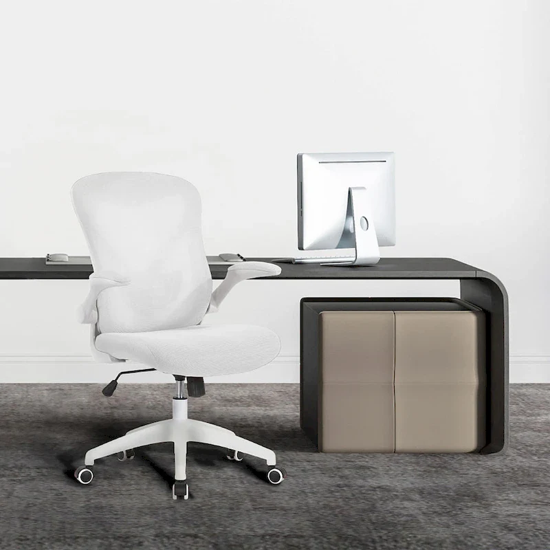 Ergonomic Mesh Office Chair with Nylon Base and Tilt Mechanism