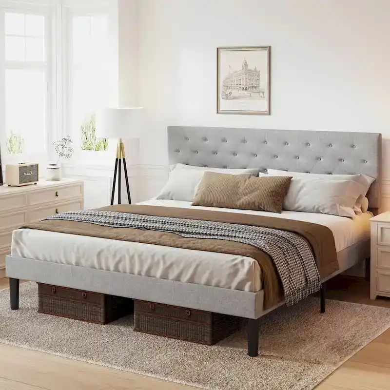 Tufted Light Grey Upholstered Queen Size Platform Bed