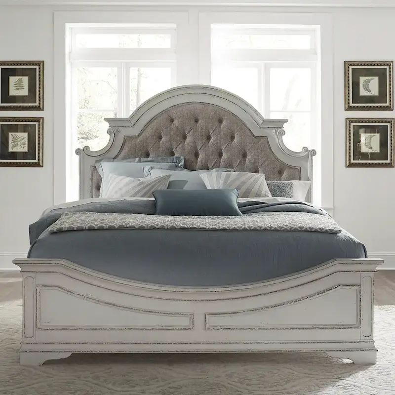 White Tufted Upholstered Queen/King Bed