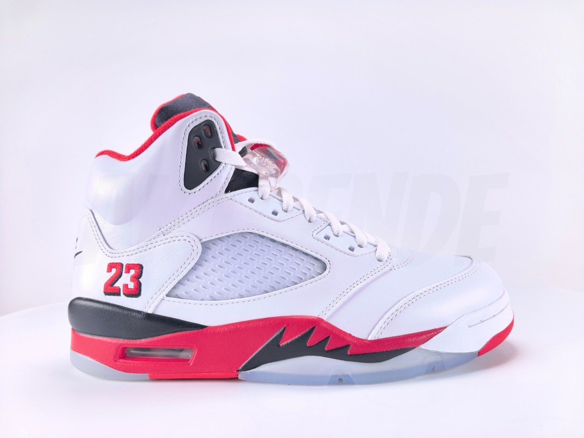 Jordan 5 Retro Fire Red Black Tongue (2025) - Aktrende