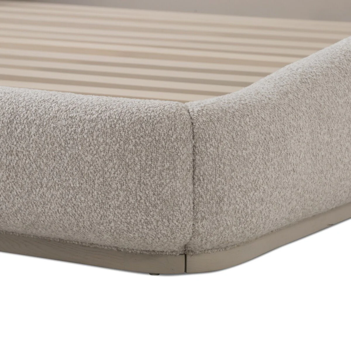 Paloma Bed