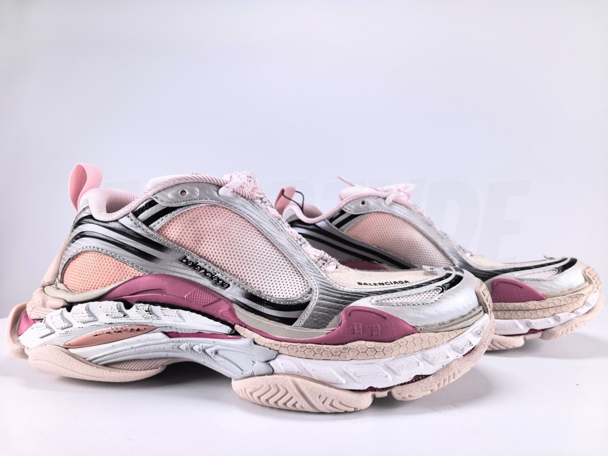 Balenciaga Triple S .2 - Aktrende