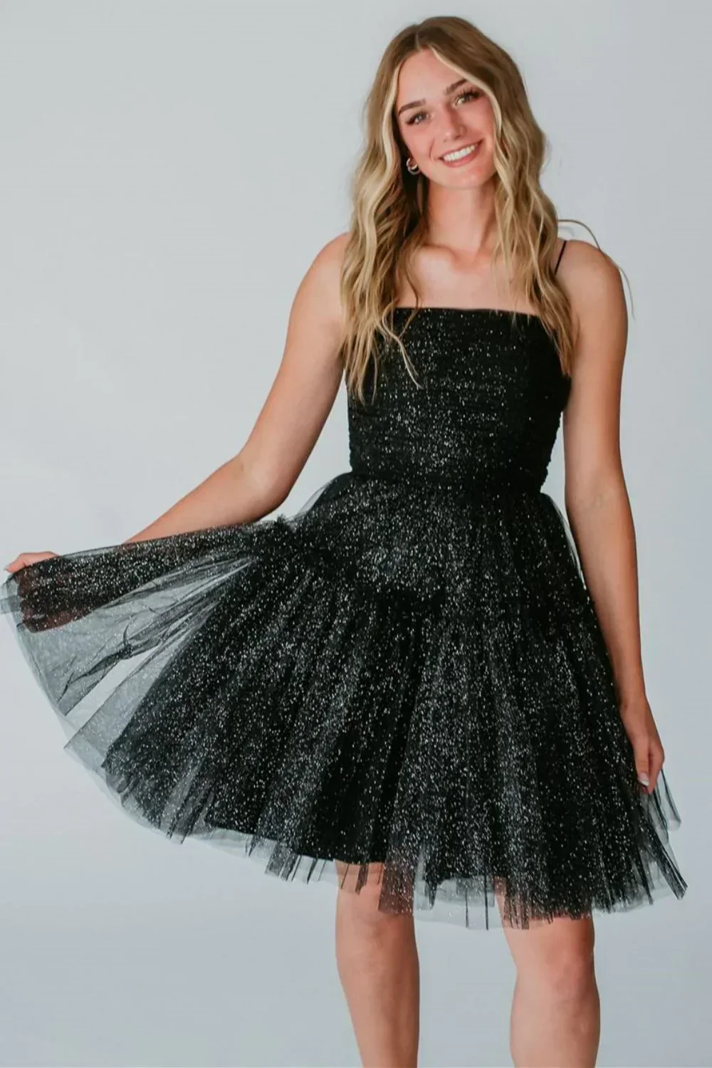 Glitter A-Line Spaghetti Straps Black Tulle Homecoming Dresses