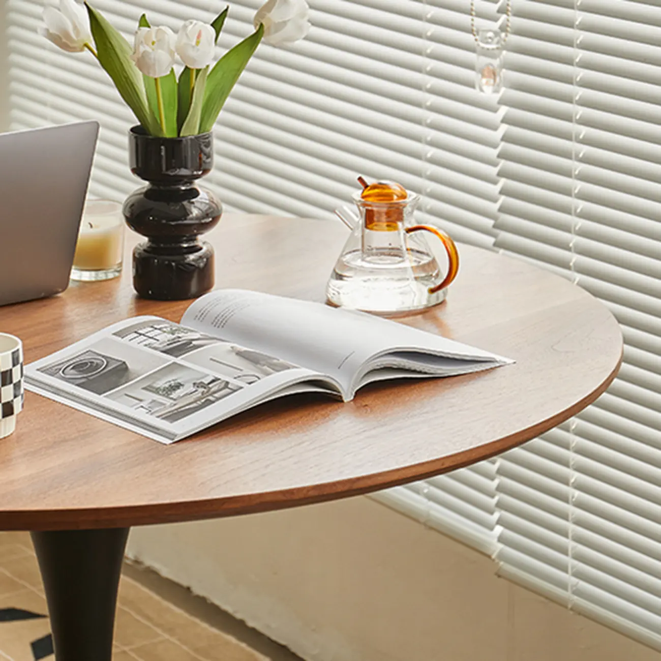 Casual Black Metal Wood Round Dining Table