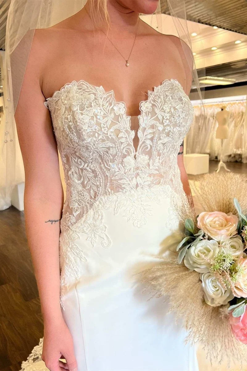White Lace Strapless Mermaid Long Wedding Dress