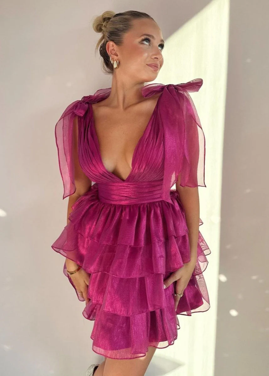 Trendy A-Line Tiered Homecoming Dress with Bow