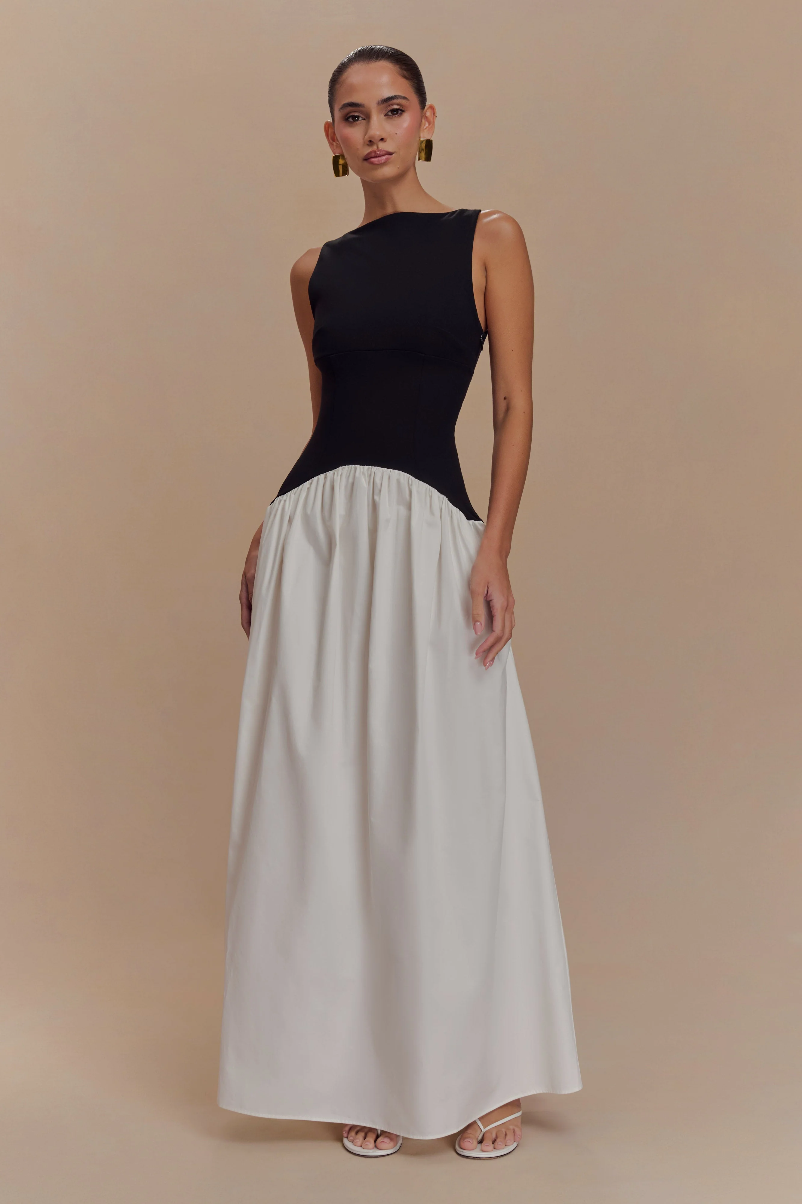 Acacia Contrast Sleeveless Maxi Dress - Black/White