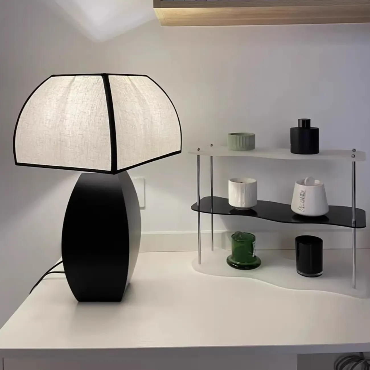 Modern Black Metal LED Table Lamp with Dome Shade