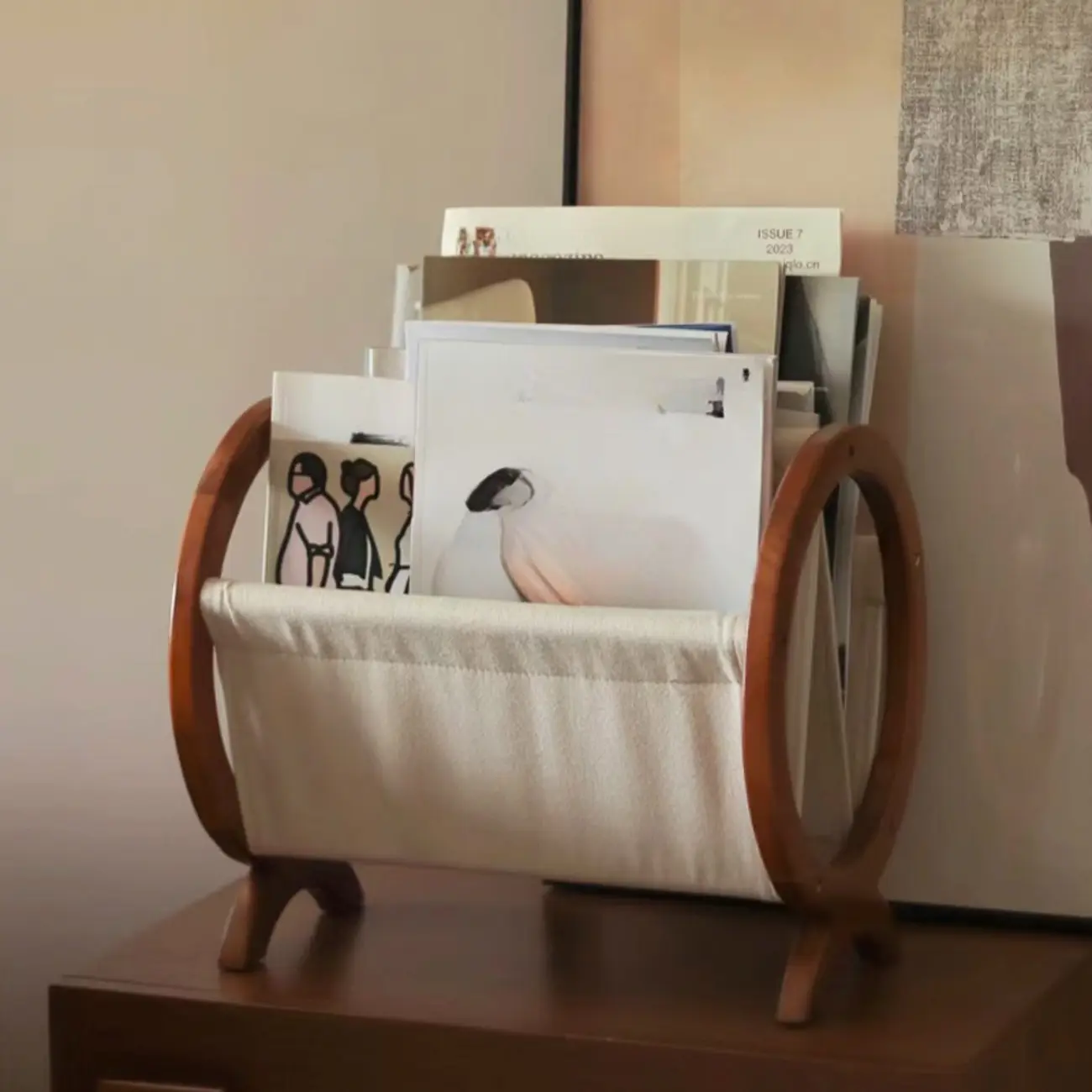 Traditional Narrow Traditional Circular Wooden Book Rack