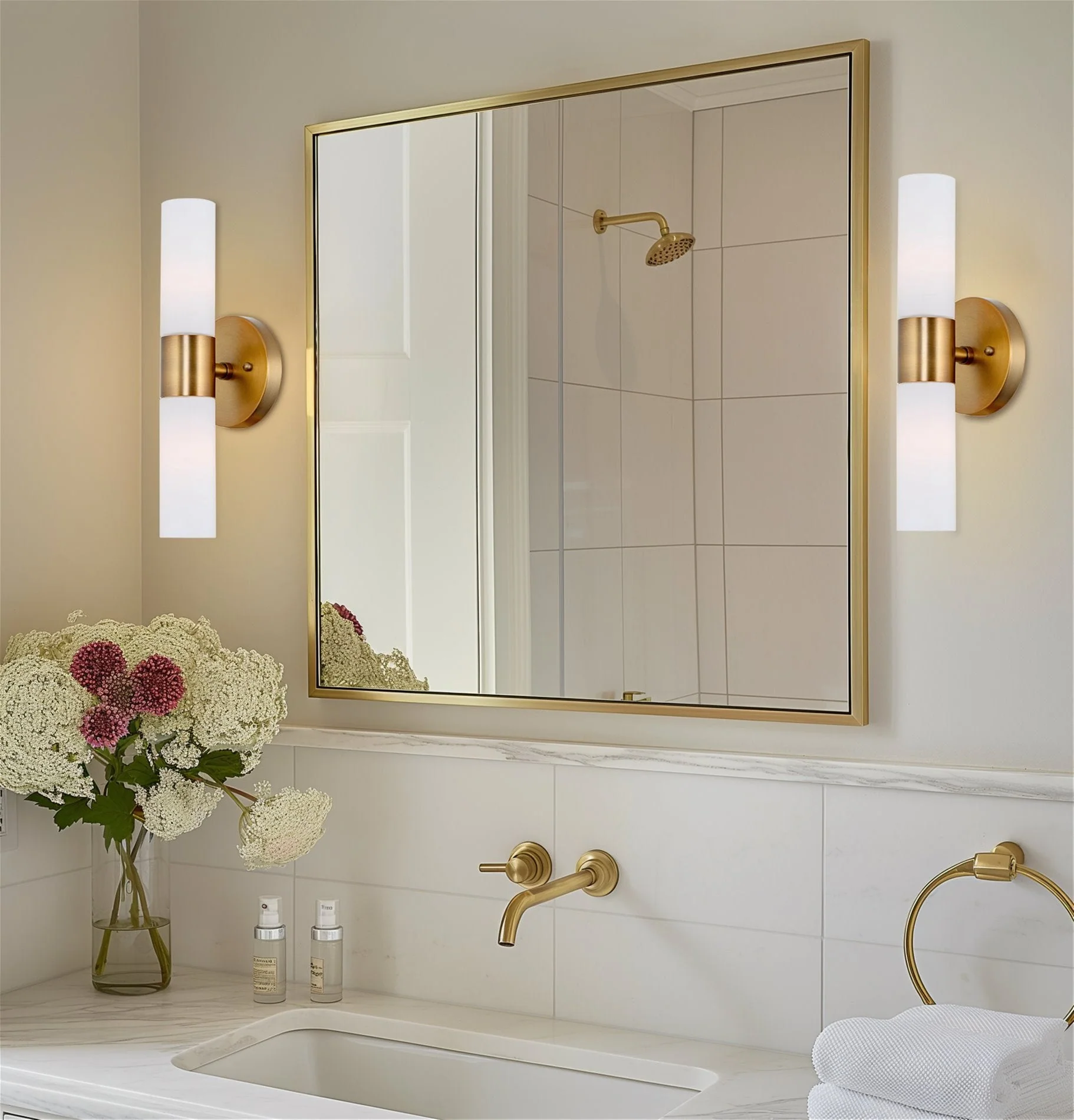 Duo 14 Modern Bathroom / Vanity Wall Sconce