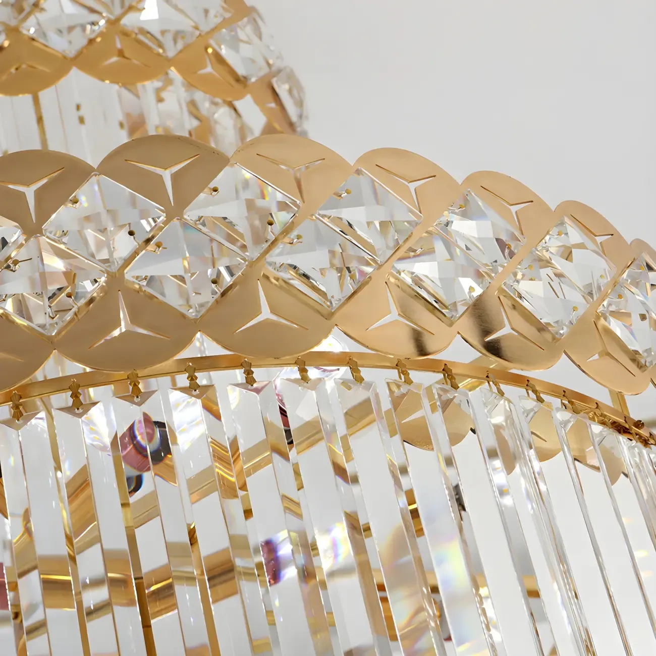 Luxurious Spiral Tiered LED Crystal Chandelier