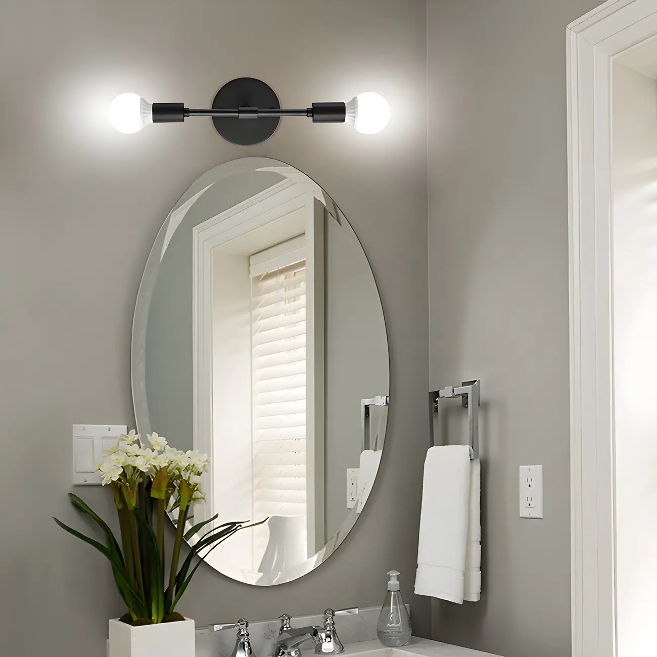 Modern 2-Light Globe Metal Bathroom Vanity Light