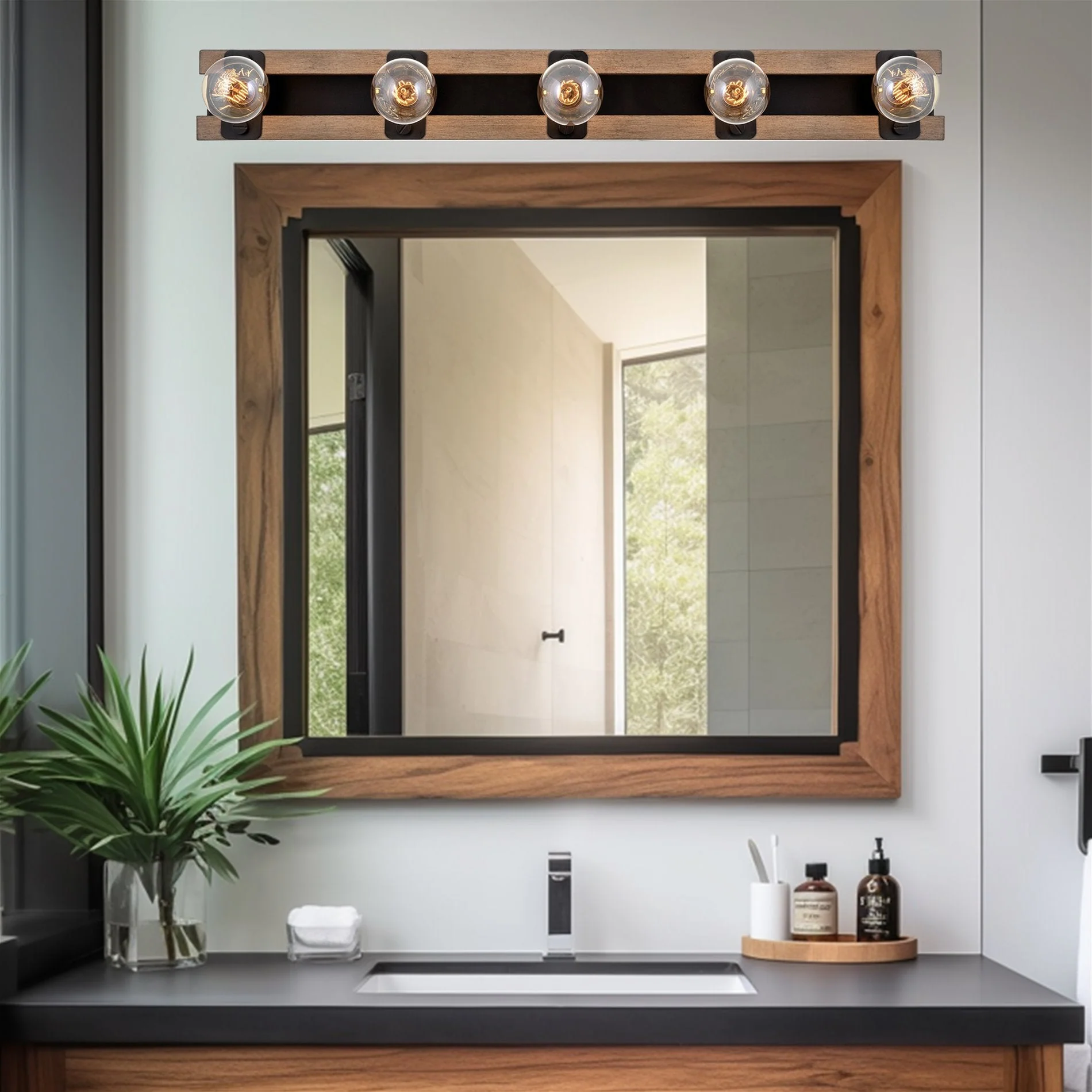 Hogan 36 5-Light Farmhouse Vanity / Bathroom Light Bar