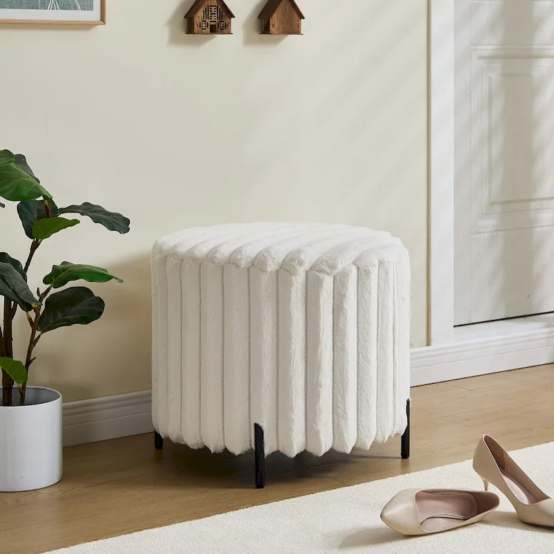 22.05Wide Upholstered Round Pouf Ottoman Foot Rest with Black Metal Legs