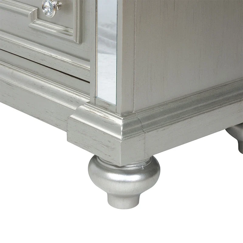 Eaen Glam Champagne Solid Wood 5-Drawer Chest by Furniture of America