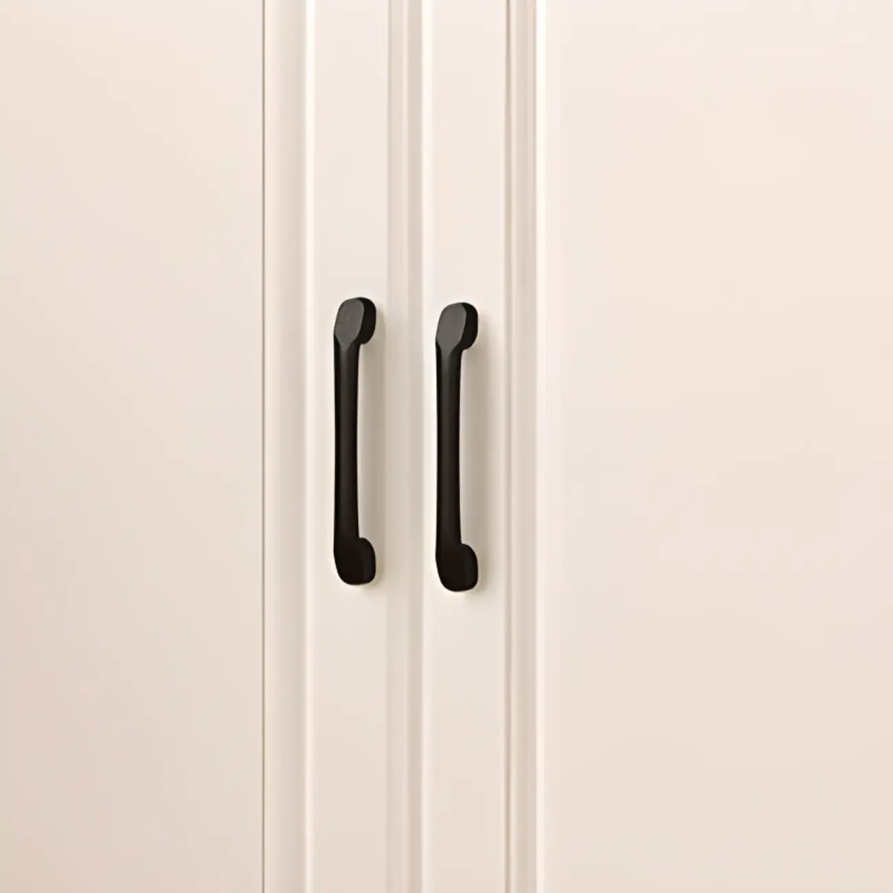 Classic White Vertical Wood Display Bookcase with Cabinet