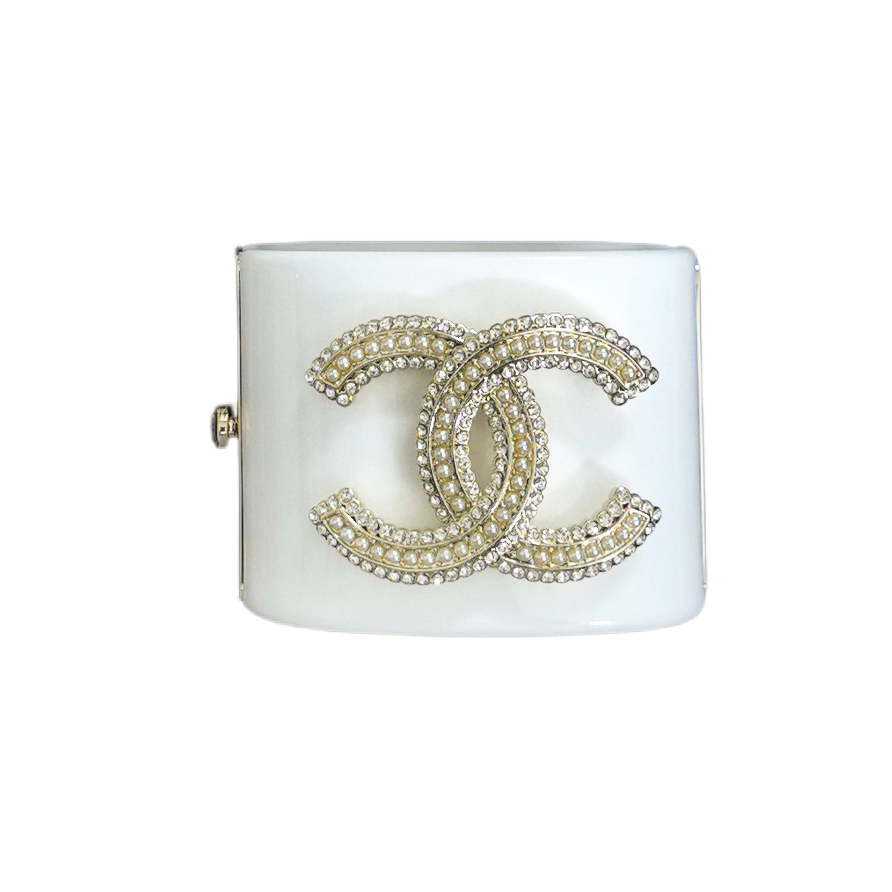 CCS065 CC acrylic cuff bracelet - ccjewelryacc
