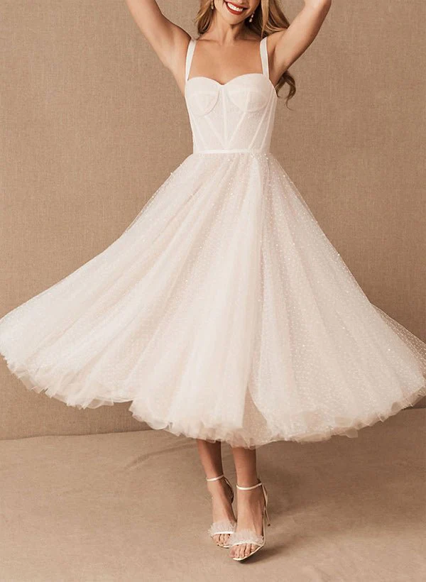 A-Line Sweetheart Sleeveless Tulle Tea-Length Wedding Dresses With Pleated