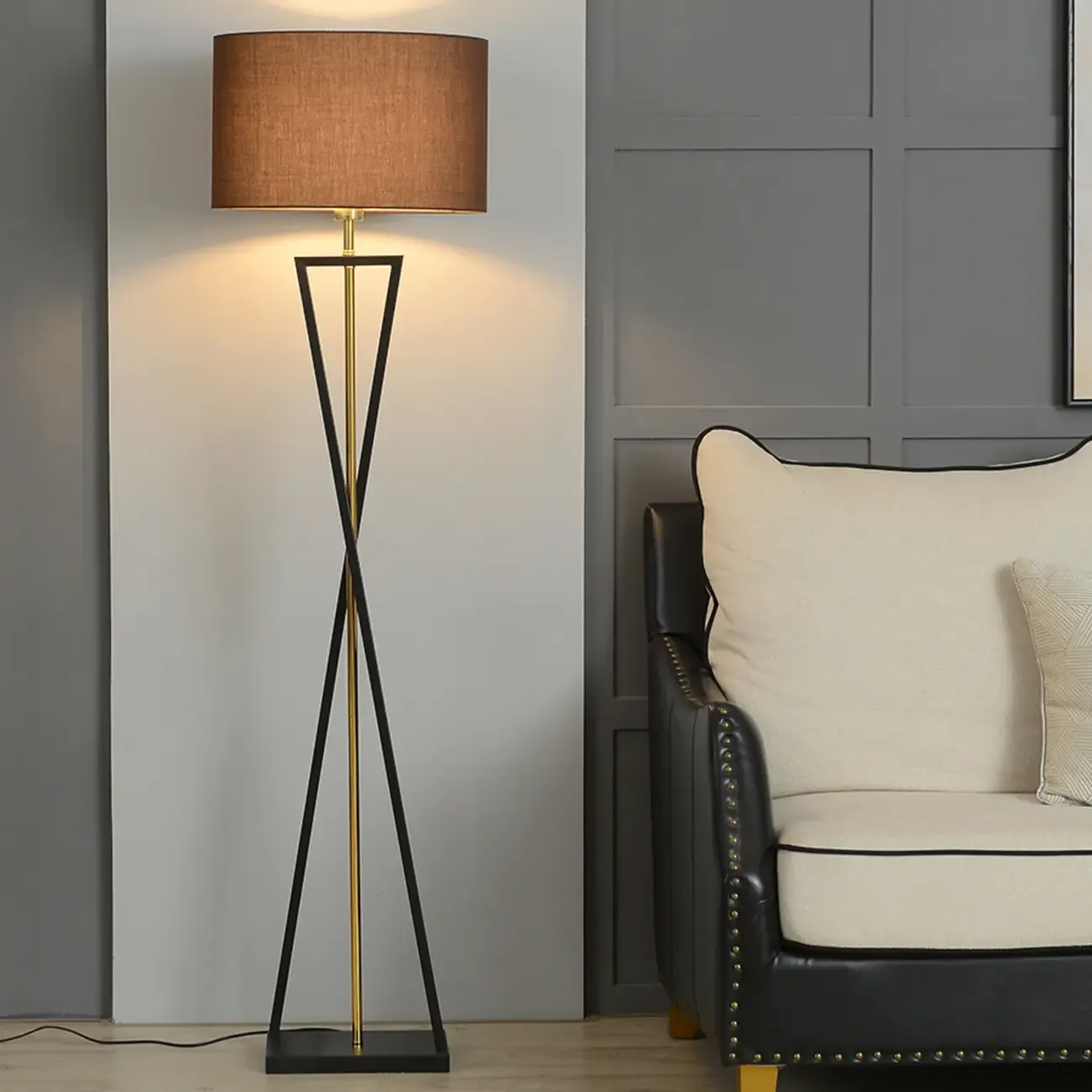 Traditional LED Floor Lamp with Fabric Shade for Living Room