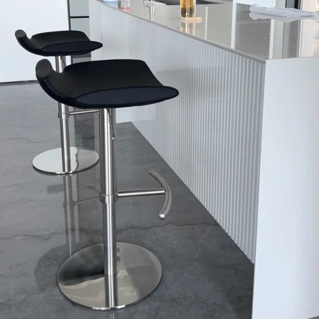 Modern Adjustable Faux Leather Swivel Bar Stools