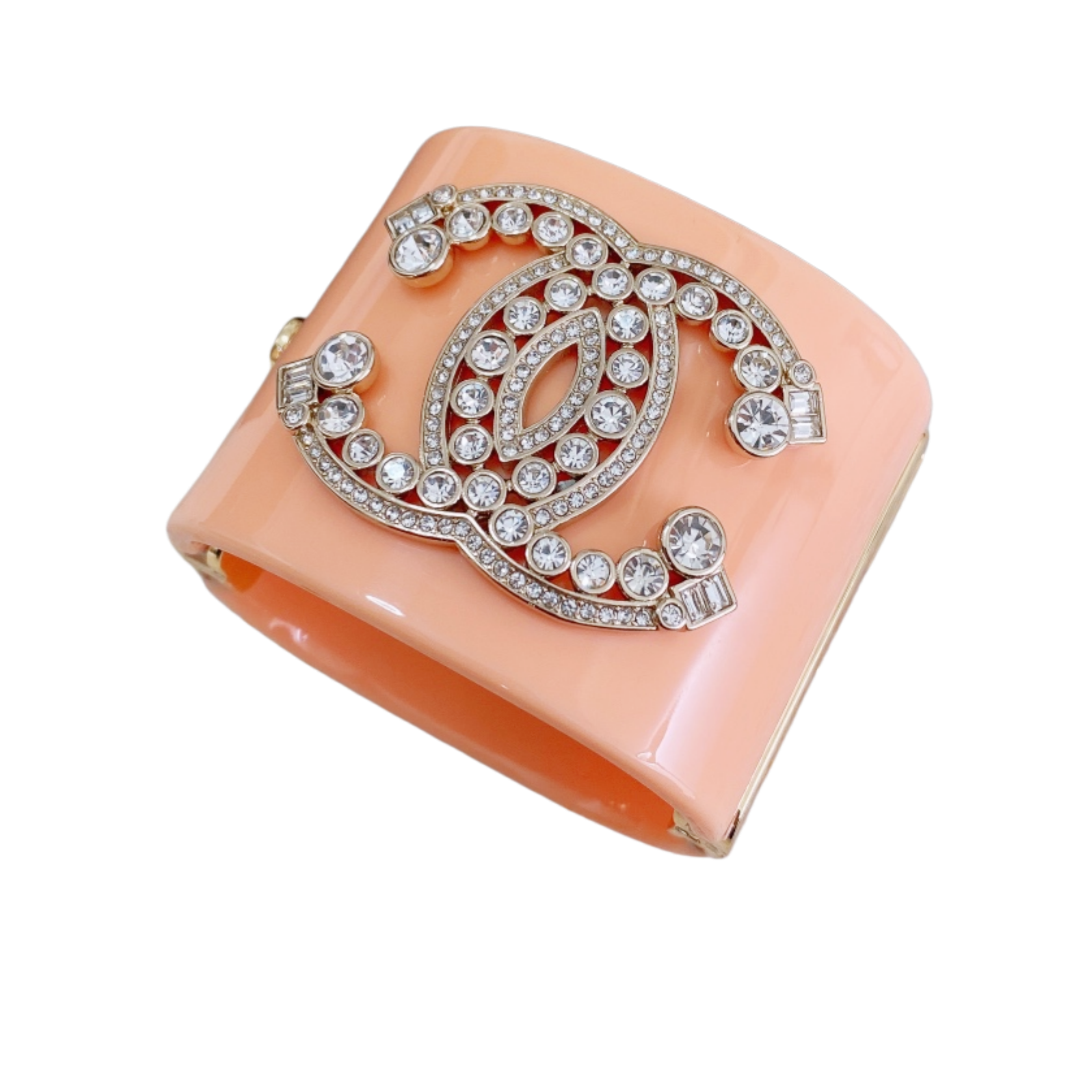 CCS122 CC acrylic cuff bracelet - ccjewelryacc