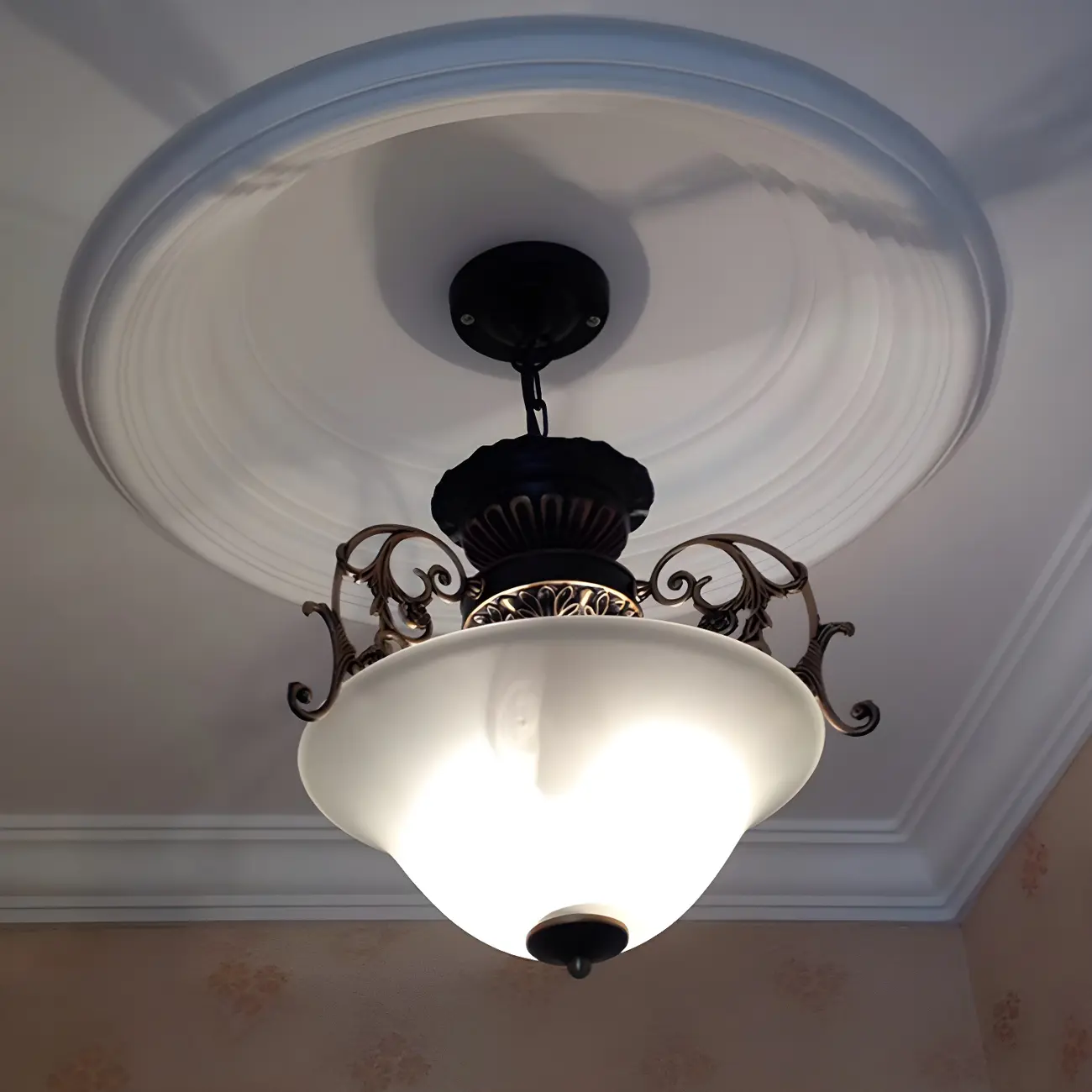 Gold Glass Classic Design Ceiling Chandelier Light