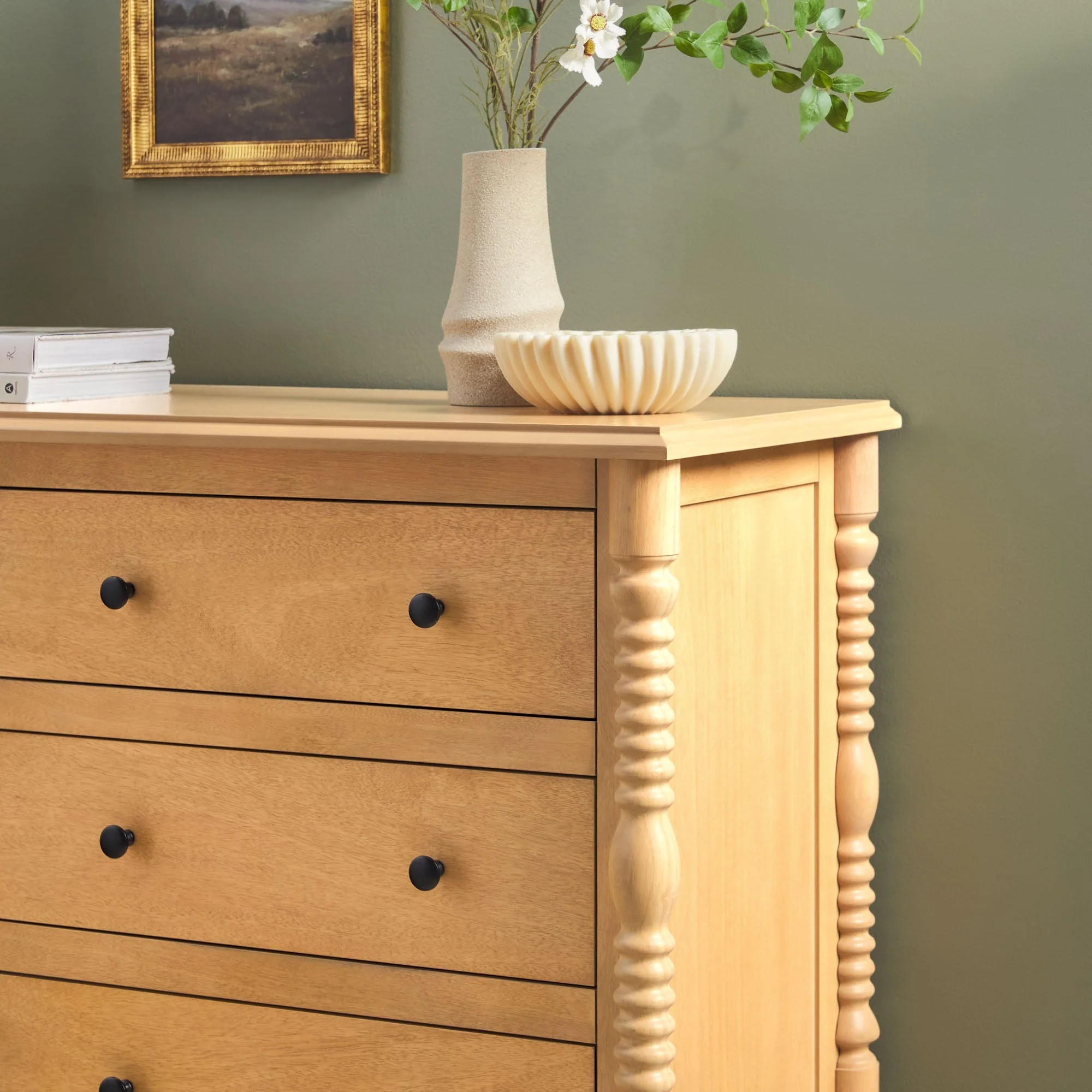 Traditional Vivienne 6-Drawer Easy Assembly Solid Wood Dresser