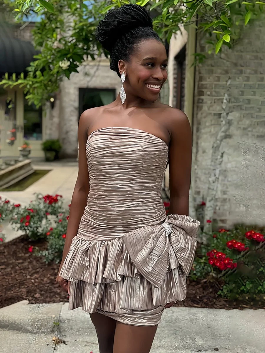 Champagne - A Line Strapless Pleats Short Homecoming Dress with Bow