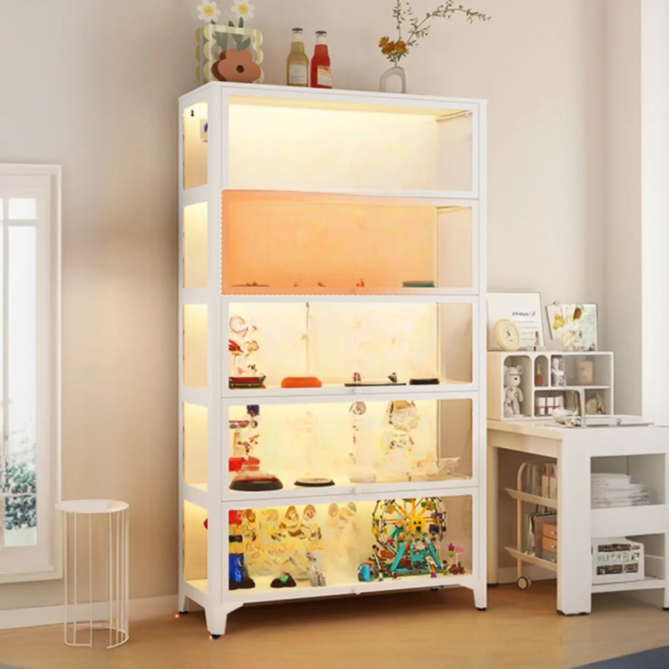 Modern 5 Shelves Glass Display Cabinets with LED Lighting