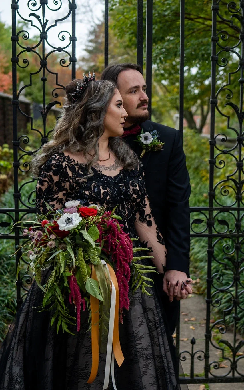 Modern Gothic Boho Lace Black Wedding Dress Vintage Unique A-Line Long Sleeve Bridal Gown with Court Train