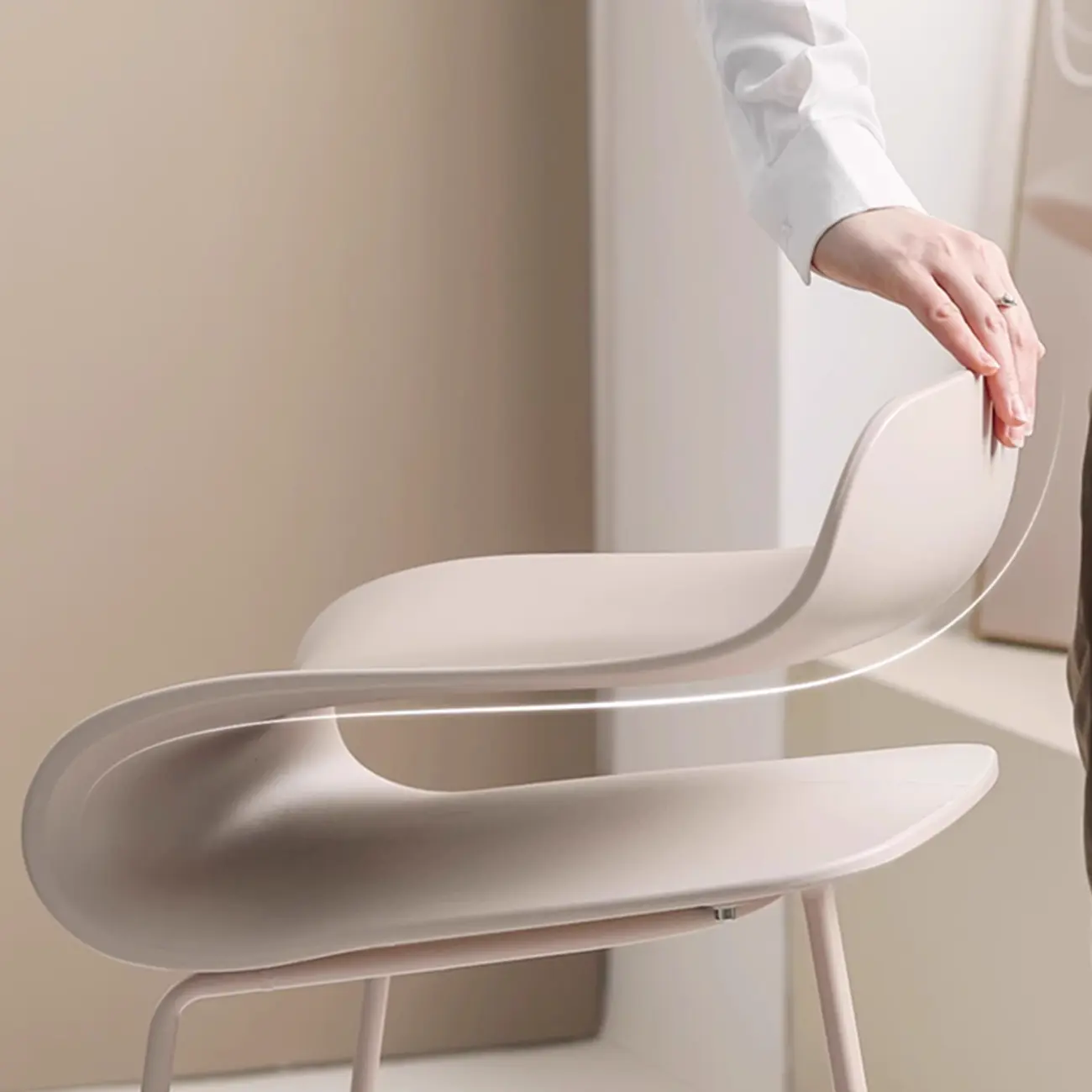 Industrial Plastic Steel Frame Low Back Armless Bar Stool