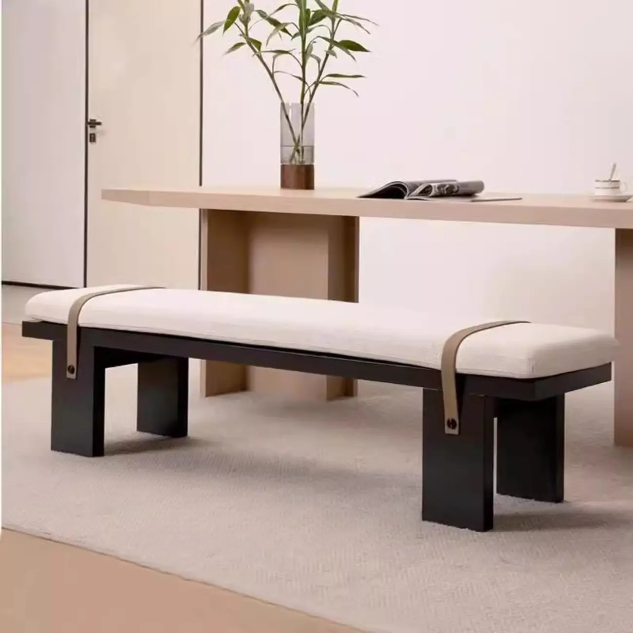 Elegant Modern Upholstered Bedroom Bench