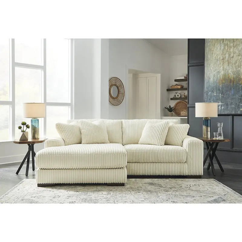 Lindyn Sectional with Chaise - 102W x 70D x 38H