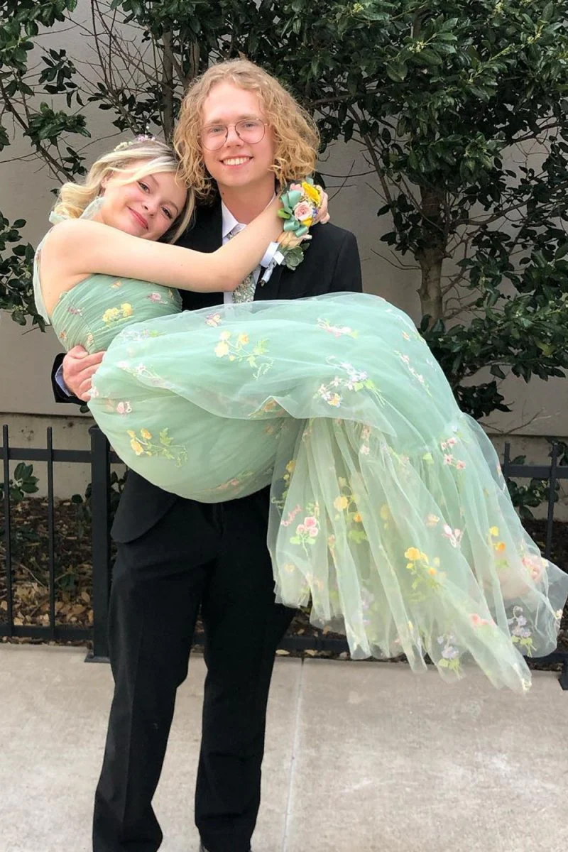 A Line Sweetheart Long Prom Dress with Embroidery