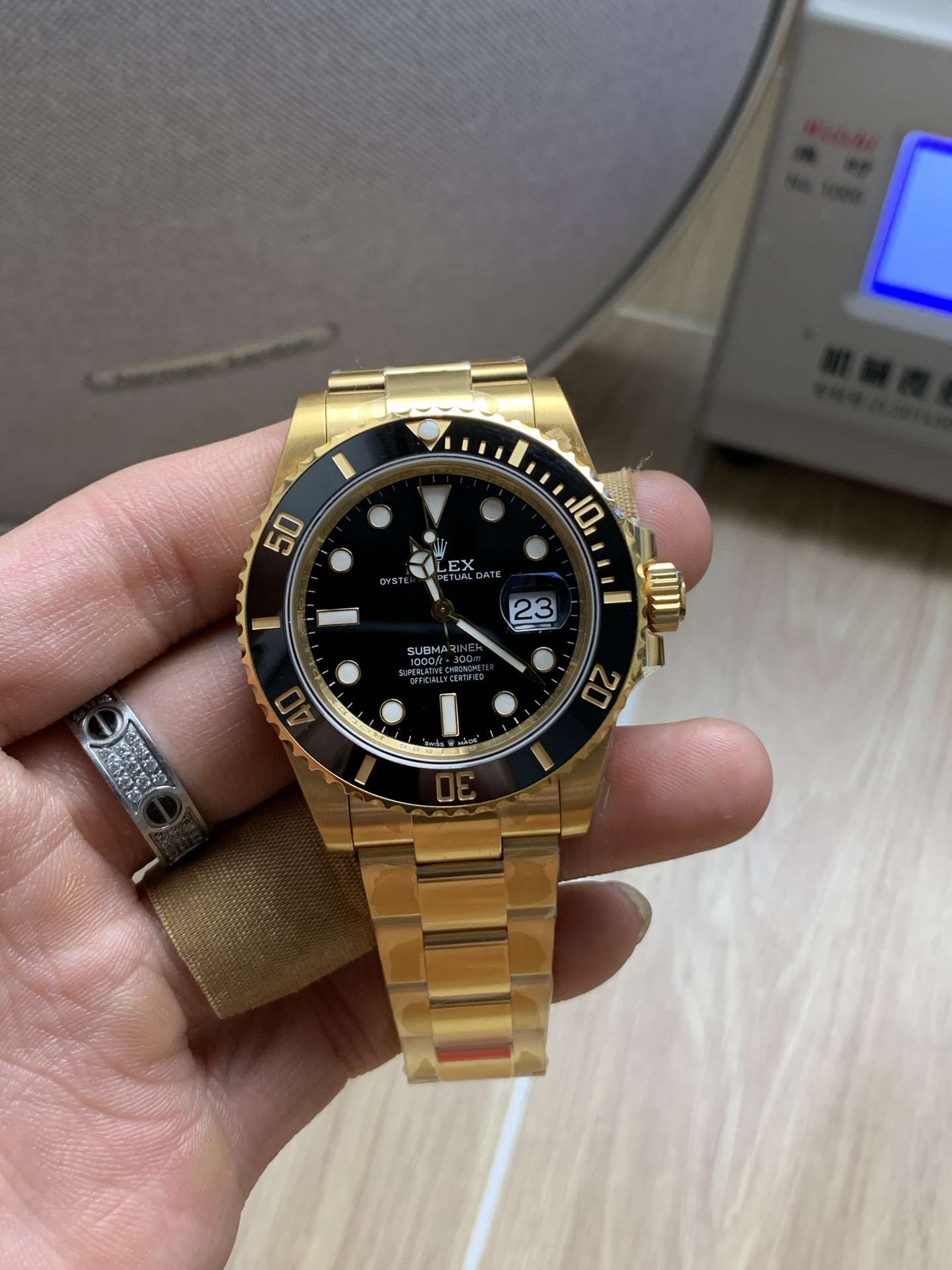 Comparison of top factory Rolex Replicas - Quality finish and movement