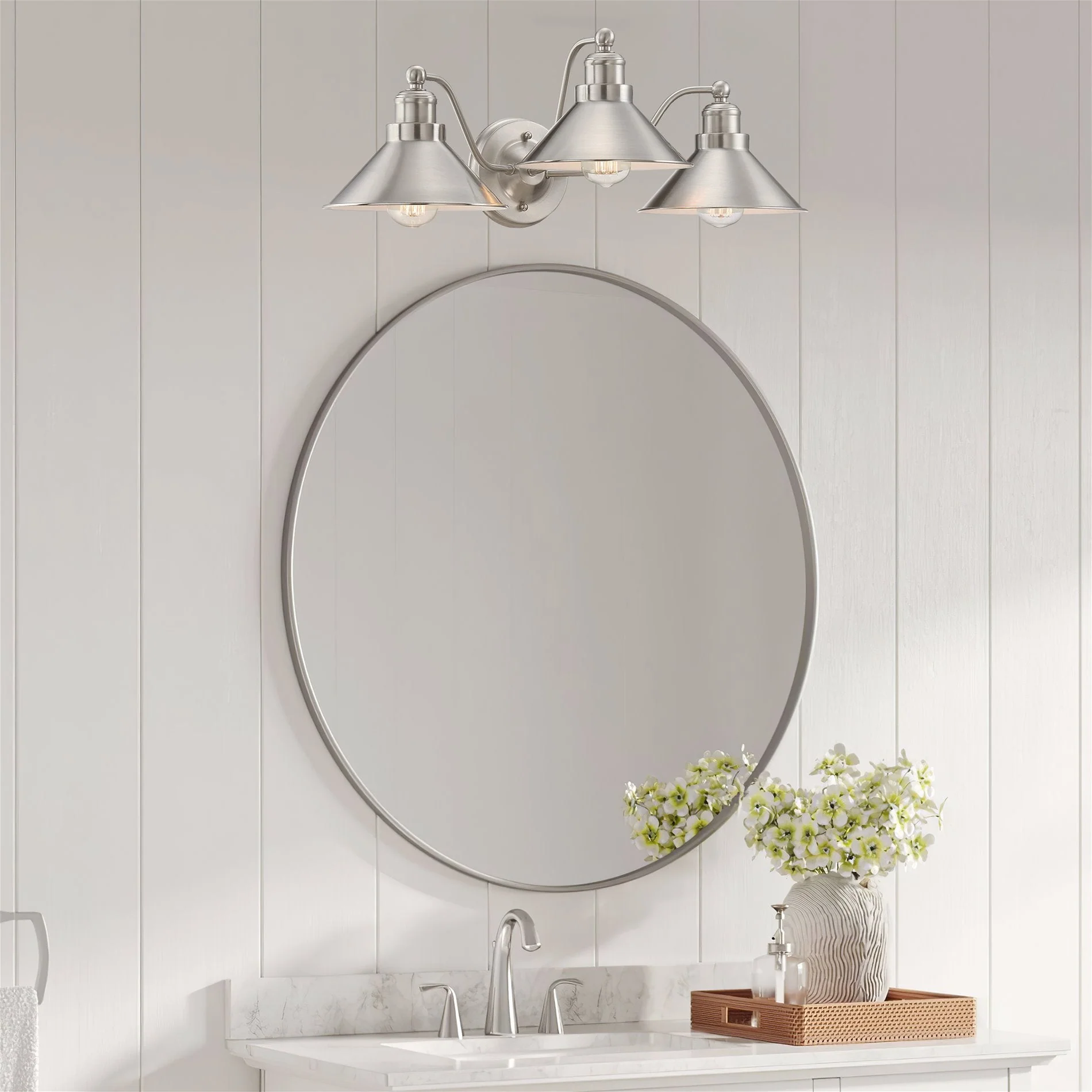 Welton 26 3-Light Modern Farmhouse Bathroom Light