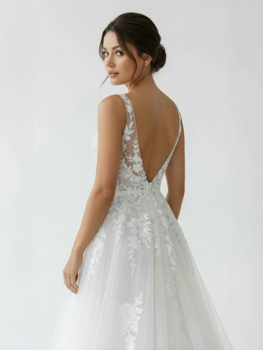 A-Line V Back Long White Wedding Dress with Lace Appliqued