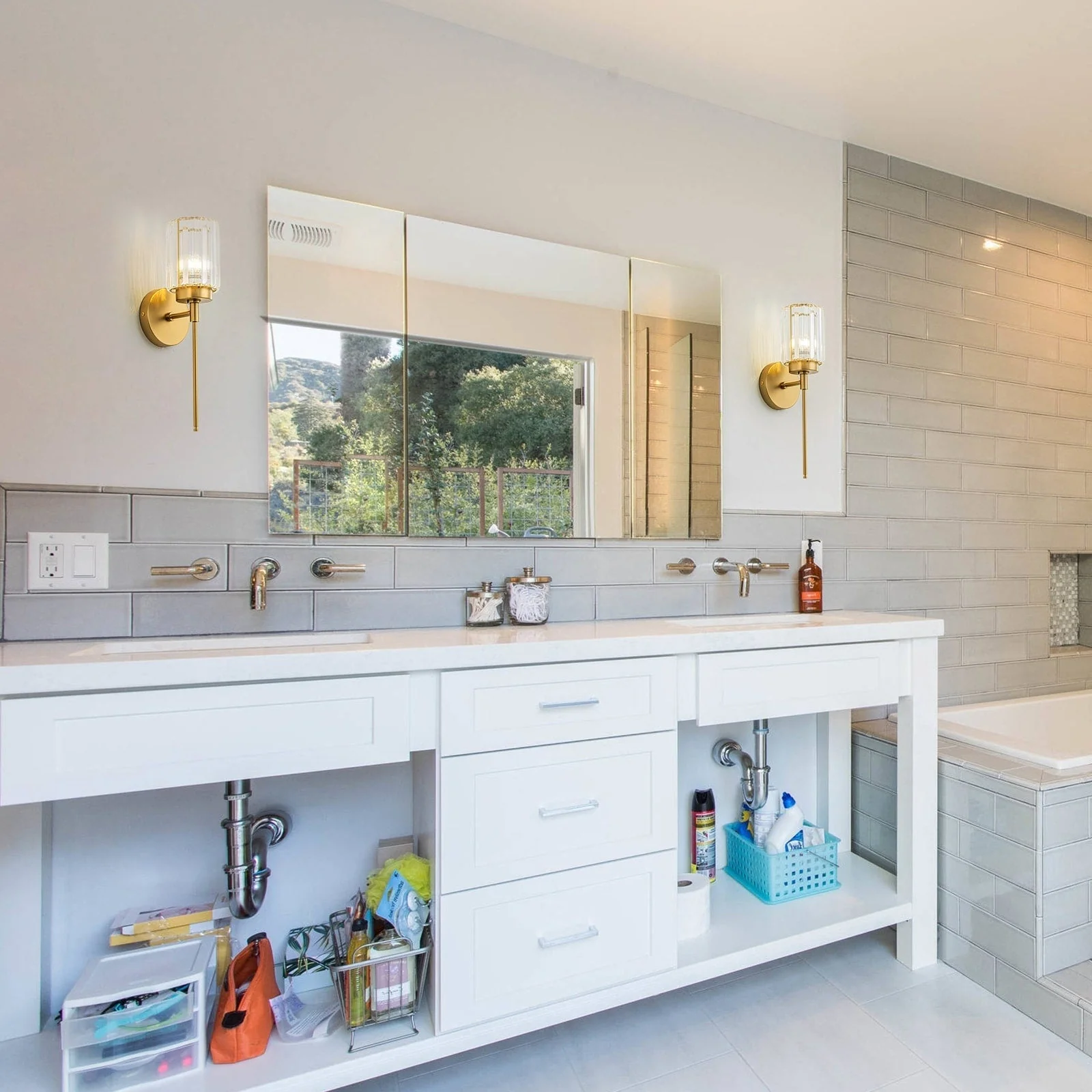 Modern Gold Dimmable Wall Light Glam Cylinder Bathroom Crystal Vanity Light Wall Sconces