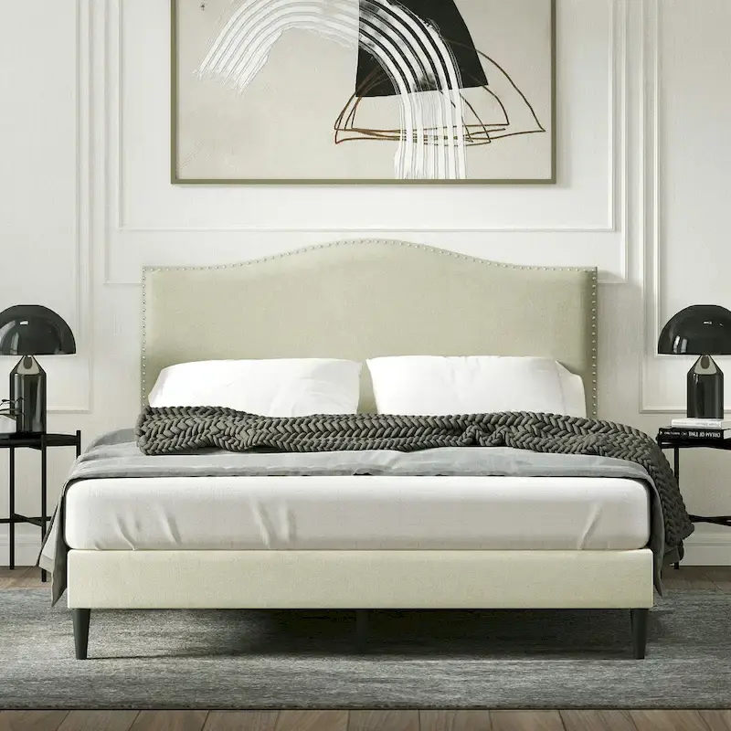 Kameli Upholstered Bed