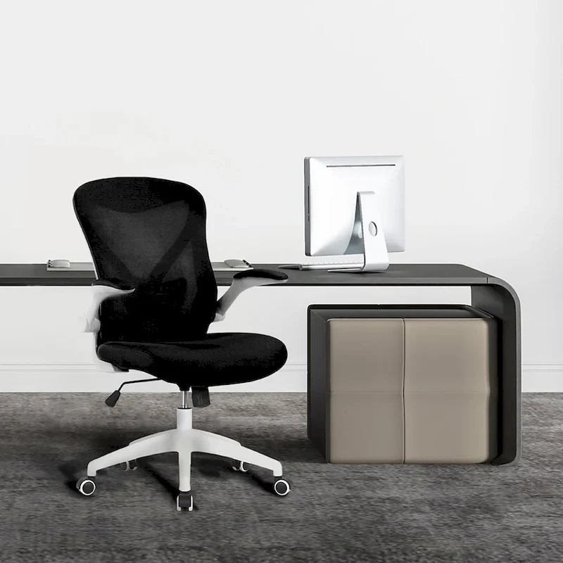 Ergonomic Mesh Office Chair with Nylon Base and Tilt Mechanism