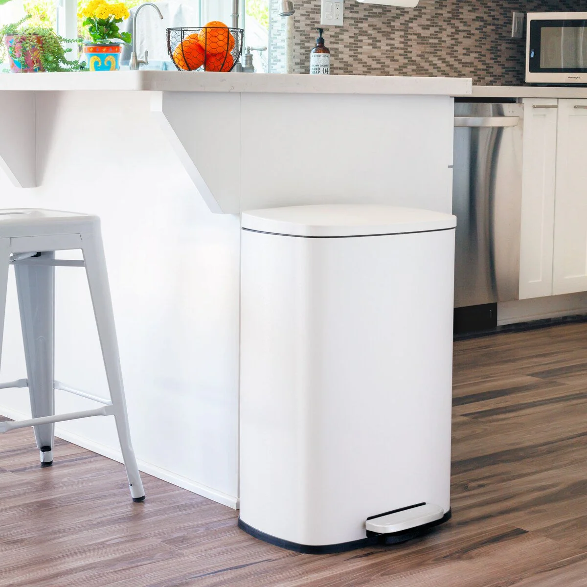 Qualiazero 13.2 GAL plus TWO 1.3 GAL Rectangular Step Can Trash Cans - Family Combo