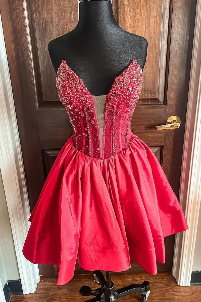 Red - V Neck A-line Short Homecoming Dress With Beadings